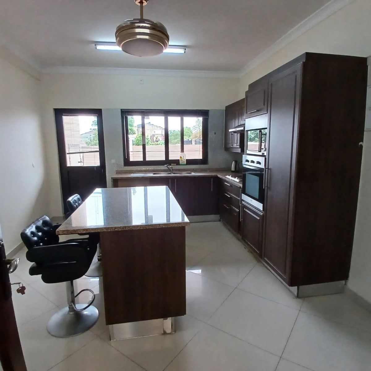 Apartamento T3 Mobilado na cidade da matola — fotografia 3