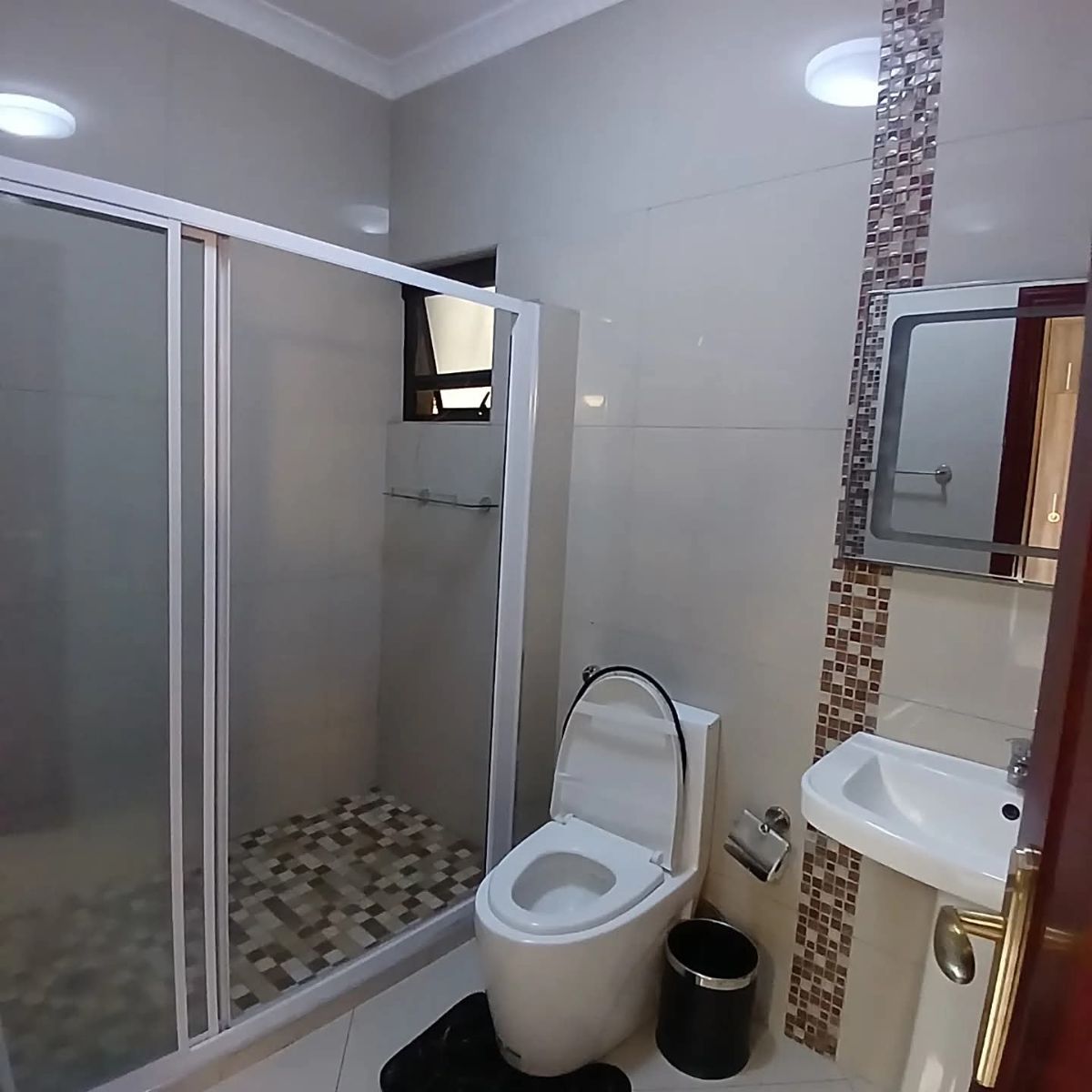 Apartamento T3 Mobilado na cidade da matola — fotografia 7