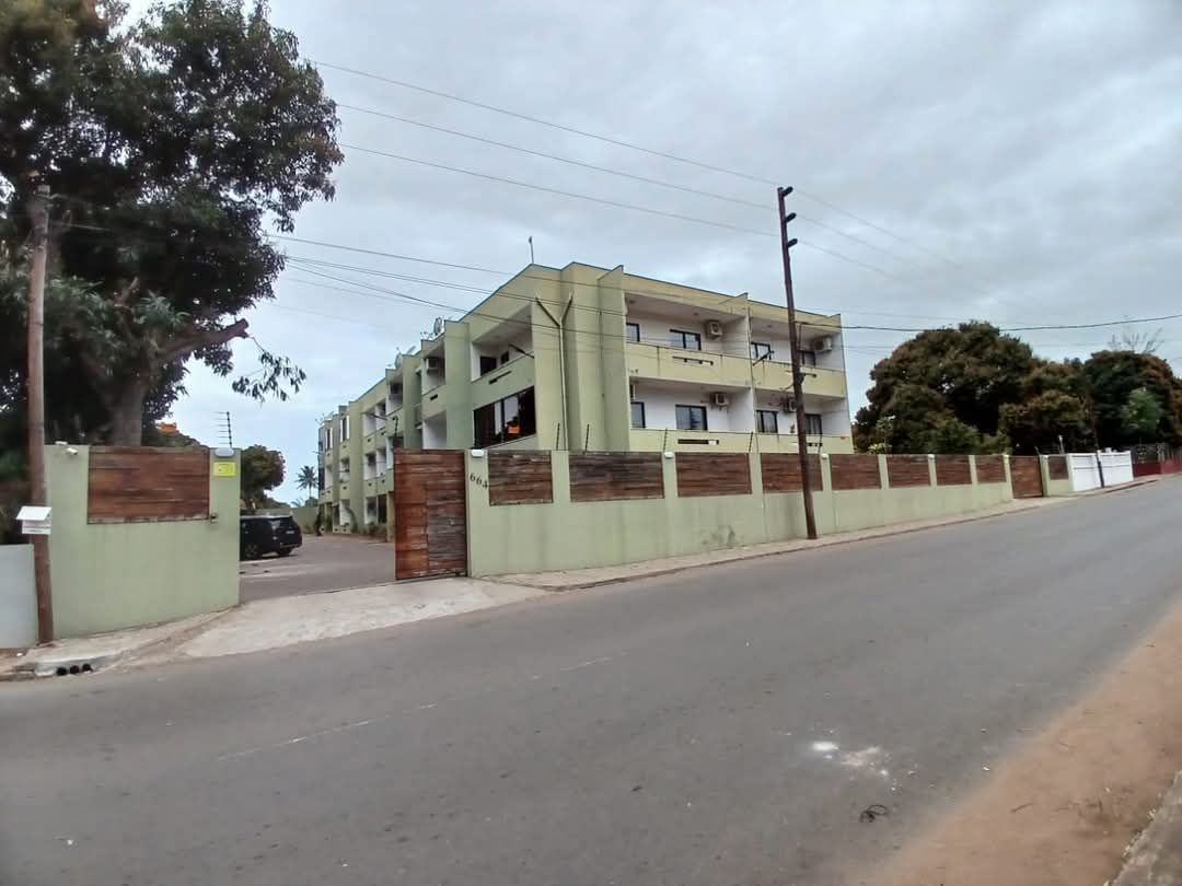 Apartamento T3 no condomínio na cidade da matola — fotografia 1