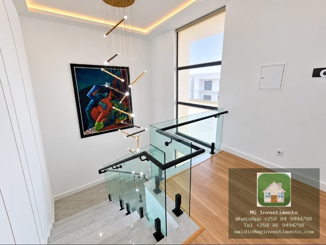 Vende-se ao preço de 65.000,000,00 no Triunfo,vista sol,Maputo uma Moradia do tipo 5 — fotografia 19